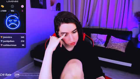 Snapshot of lily_xbaby chatting on 1, 12, 2024 LILY online show from 1, 12, 2024