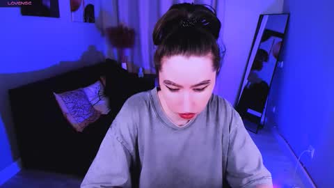 LILY online show from 25, 3, 2026