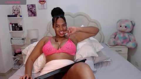 Snapshot of lilyjacksonn chatting on 21, 2, 2025 Lily.. online show from 21, 2, 2025