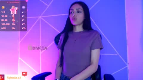 Liliana louise online show from 6, 11, 2025