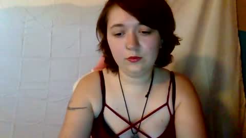 Snapshot of lilylovegood04 chatting on 11, 7, 2026 lily online show from 11, 7, 2026