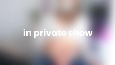 Lily Reina online show from 8, 4, 2026