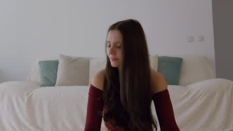 Lily online show from 5, 12, 2025