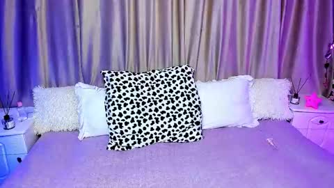 Lilian online show from 5, 12, 2025