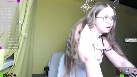 Lily online show from 30, 10, 2025