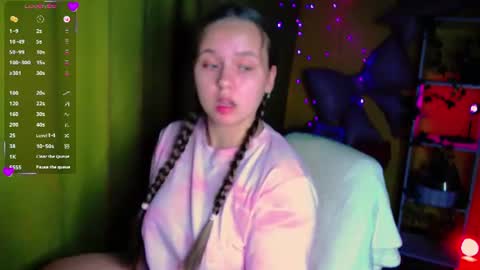 Snapshot of lilysweet13 chatting on 27, 6, 2026 Lily online show from 27, 6, 2026