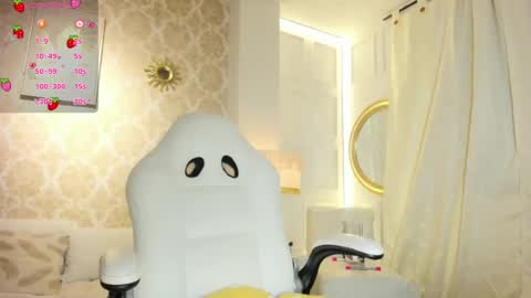 Snapshot of lilythea_ chatting on 23, 7, 2026 lilythea_ online show from 23, 7, 2026