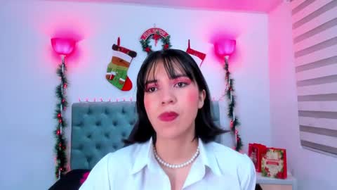 Snapshot of lina_bedoya chatting on 7, 12, 2024 Lina Bedoya online show from 7, 12, 2024