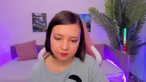 Lina online show from 5, 2, 2025