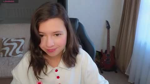 Lina online show from 1, 10, 2025