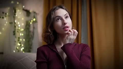 Lina -  online show from 1, 3, 2025