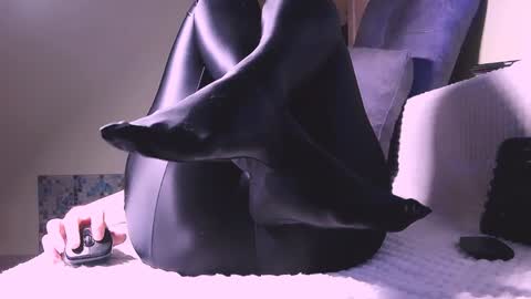 Snapshot of lina_owl chatting on 13, 12, 2024 Lina online show from 13, 12, 2024