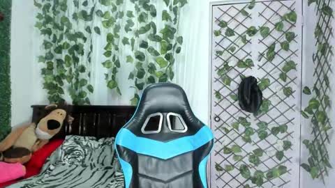 paola online show from 16, 12, 2025