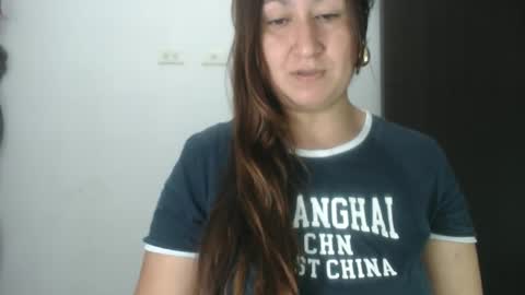 iiisabella online show from 19, 2, 2026