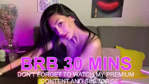 Lina Robbins  online show from 11, 3, 2025