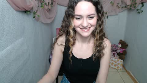 Lina online show from 3, 1, 2025