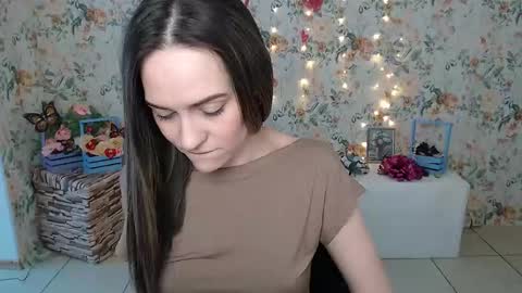 Lina online show from 21, 2, 2025