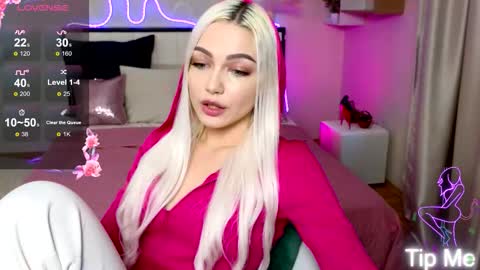 I am Lina online show from 17, 10, 2025