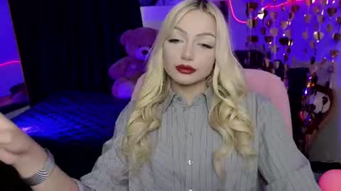I am Lina online show from 10, 7, 2026