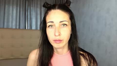 Snapshot of linalivee chatting on 14, 10, 2025 LinaLivee online show from 14, 10, 2025