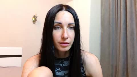Snapshot of linalivee chatting on 6, 6, 2026 LinaLivee online show from 6, 6, 2026