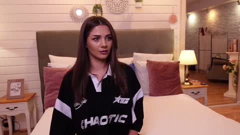 LinaReese online show from 20, 1, 2025