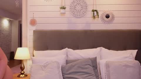 LinaReese online show from 11, 3, 2025