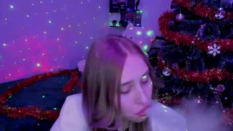 Snapshot of linatruly chatting on 29, 12, 2024 Lina online show from 29, 12, 2024