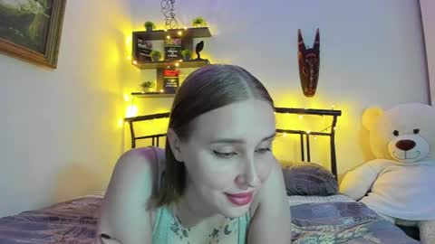 Lina online show from 22, 7, 2026