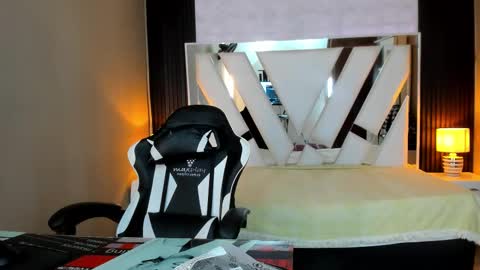  Linda  online show from 9, 3, 2026