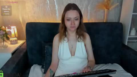 Snapshot of linda__bryant chatting on 22, 6, 2026 Linda GMT2 Mon Tu Fri Sa Su 0300am-1000 am online show from 22, 6, 2026