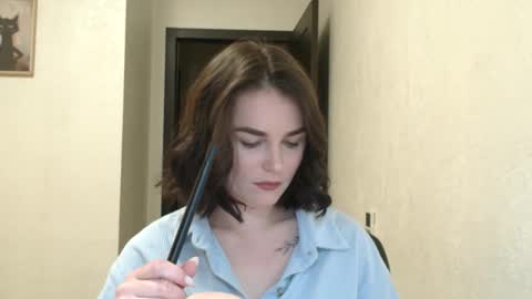 Snapshot of linda_aa chatting on 10, 5, 2026 Linda online show from 10, 5, 2026