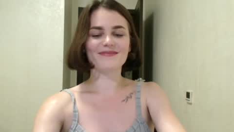 Snapshot of linda_aa chatting on 29, 6, 2026 Linda online show from 29, 6, 2026