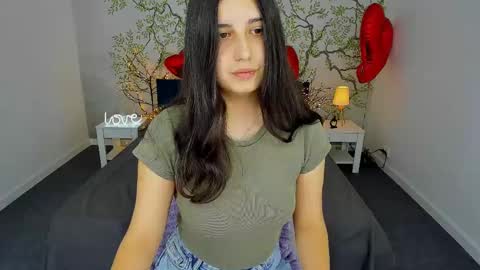 Snapshot of linda_ex chatting on 19, 2, 2025 Linda online show from 19, 2, 2025