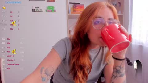 Giggles  online show from 23, 2, 2025