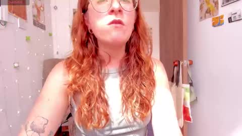 Giggles  online show from 26, 9, 2025
