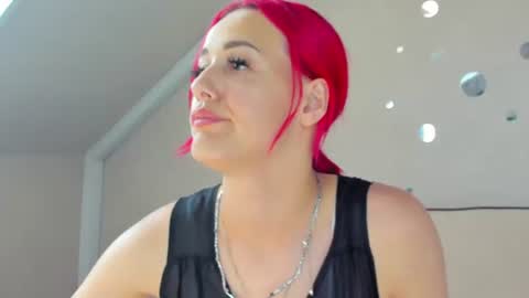 Snapshot of linda_jonys chatting on 14, 7, 2026 Linda online show from 14, 7, 2026