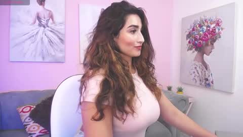 Maria Paula online show from 27, 10, 2025