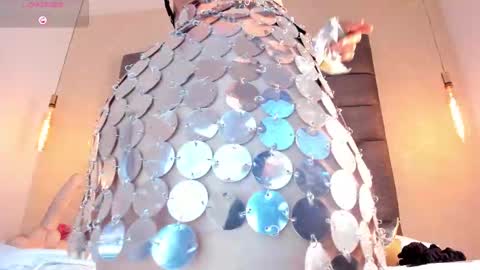Snapshot of linda_saenz1 chatting on 2, 3, 2025 Linda Saenz online show from 2, 3, 2025