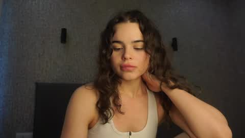 Snapshot of lindaaii chatting on 25, 3, 2026 Linda online show from 25, 3, 2026