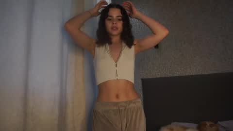 Snapshot of lindaaii chatting on 6, 5, 2026 Linda online show from 6, 5, 2026