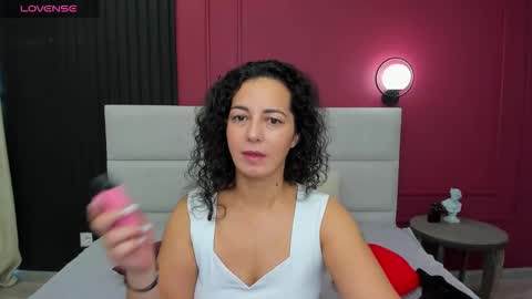 Snapshot of lindainsatiable chatting on 18, 9, 2025 Linda online show from 18, 9, 2025