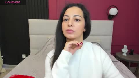 Snapshot of lindainsatiable chatting on 2, 10, 2025 Linda online show from 2, 10, 2025