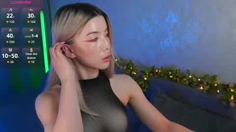 Snapshot of lindathackerr chatting on 22, 6, 2026 Linda online show from 22, 6, 2026
