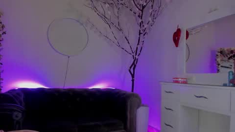 Snapshot of lindsay_khaleesi chatting on 22, 2, 2025 Lindsay online show from 22, 2, 2025