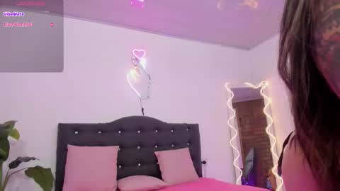 Snapshot of lindsay_tay chatting on 12, 3, 2026 Linda online show from 12, 3, 2026