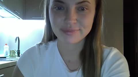 Anna online show from 27, 10, 2025