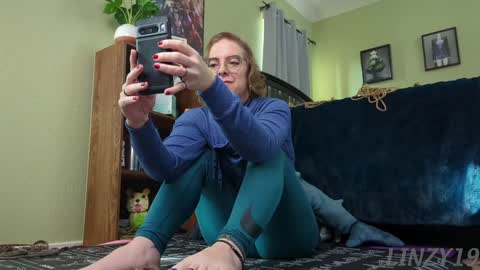 Linzy19 online show from 15, 12, 2024