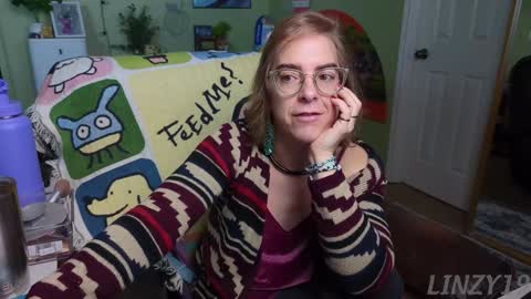 Linzy19 online show from 2, 2, 2025