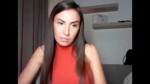 lioranwe online show from 30, 5, 2026